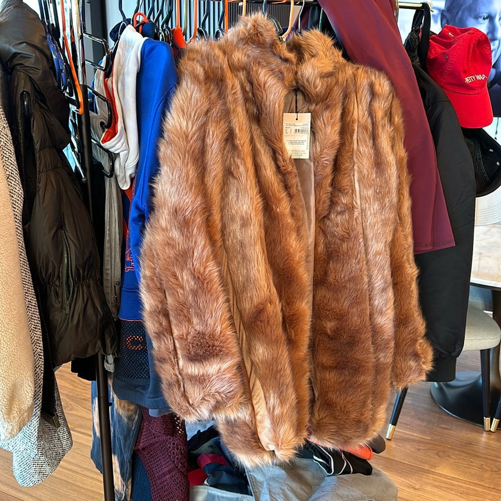 Brand New Faux Fur Coat Missguided Tall UK 10 US 6 w/ tags